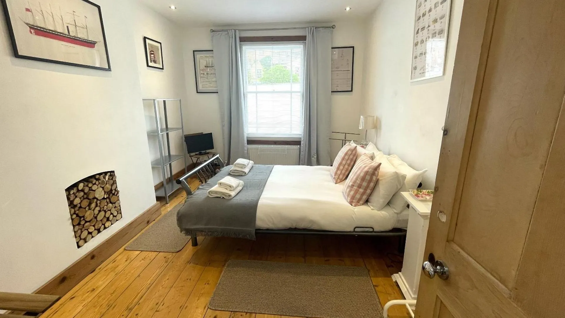 Harmonious Home In The Heart Of Clifton Village Bristol United Kingdom